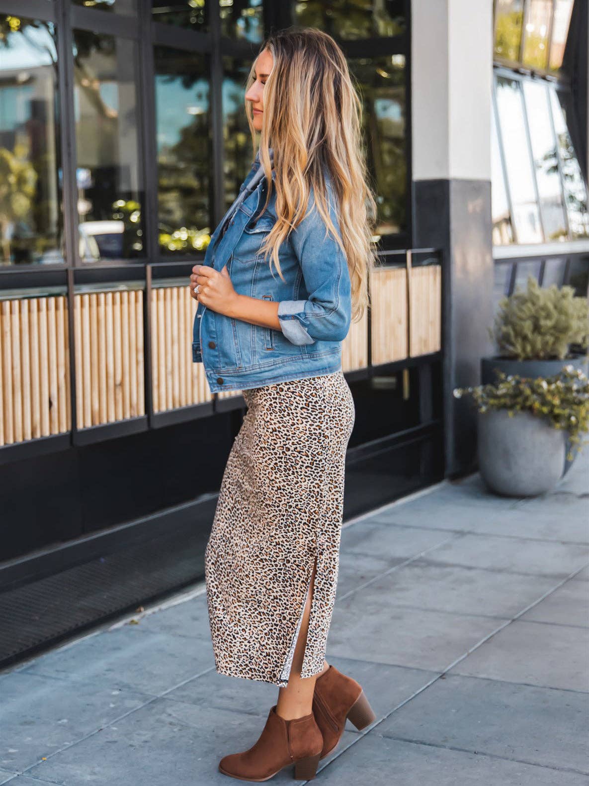 Leopard Print Midi Skirt with Side Slit