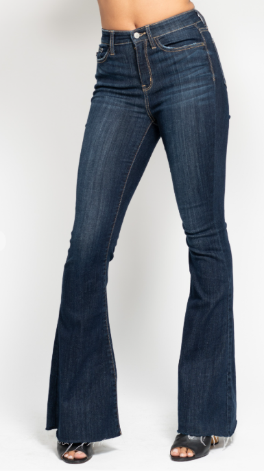 Judy Blue High-Rise Medium Wash Flare Jeans with Frayed Hem
